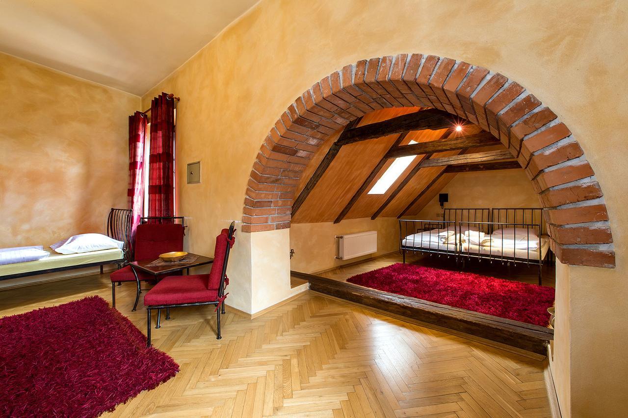阿卡迪公寓酒店 Český Krumlov 外观 照片